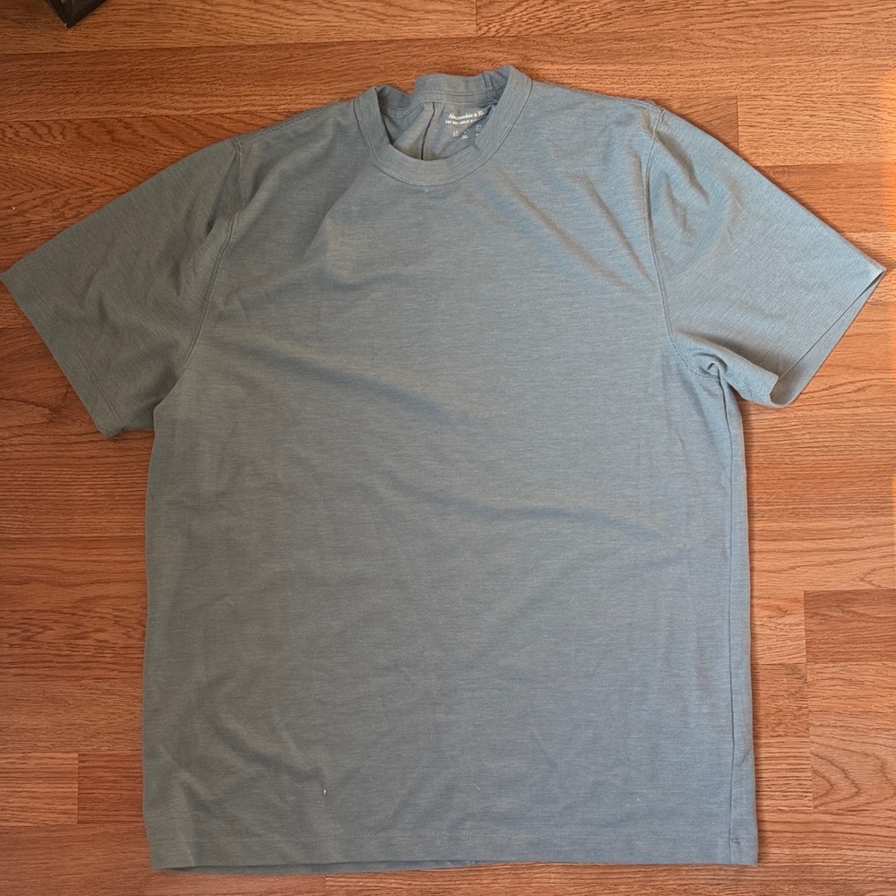 Abercrombie & Fitch light blue Short Sleeve Tee